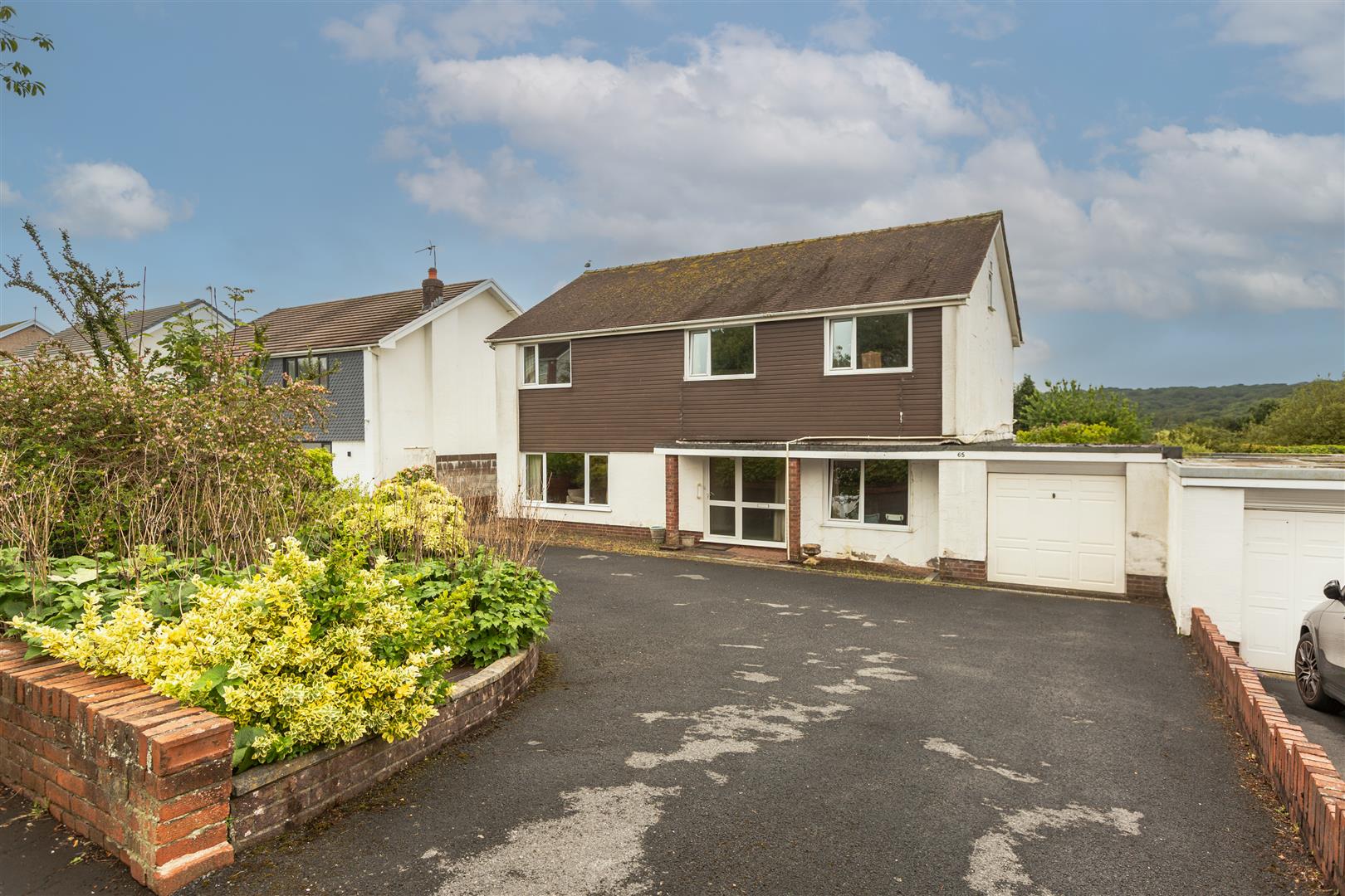 Rhyd-Y-Defaid Drive, Sketty, Swansea, SA2 8AN